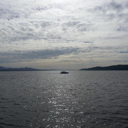 Orca Lodge Sointula Bagian luar foto