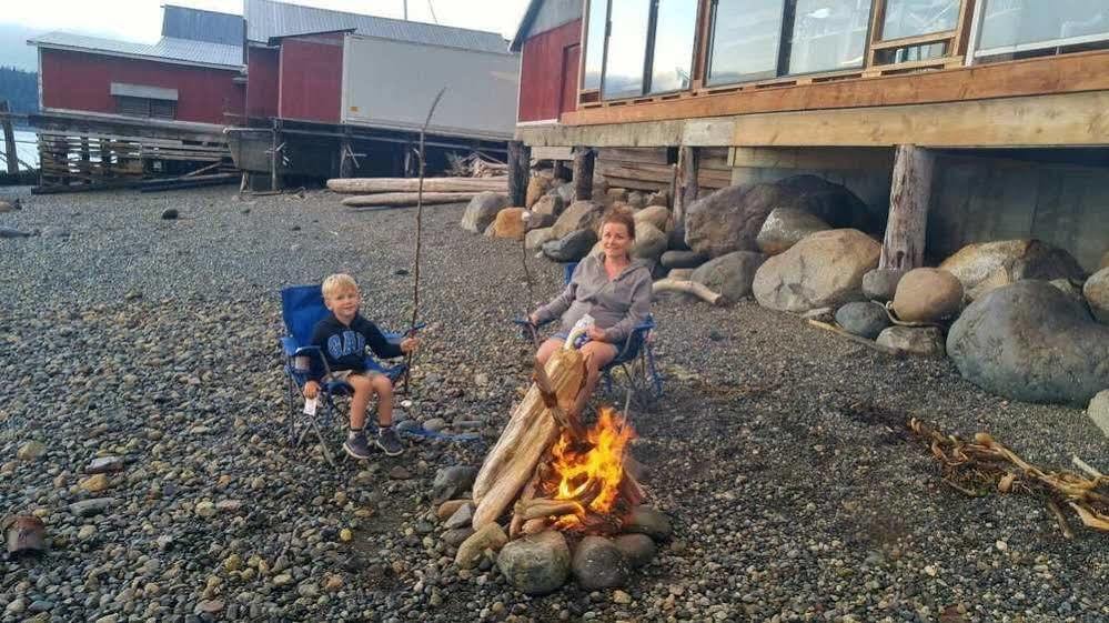 Orca Lodge Sointula Bagian luar foto