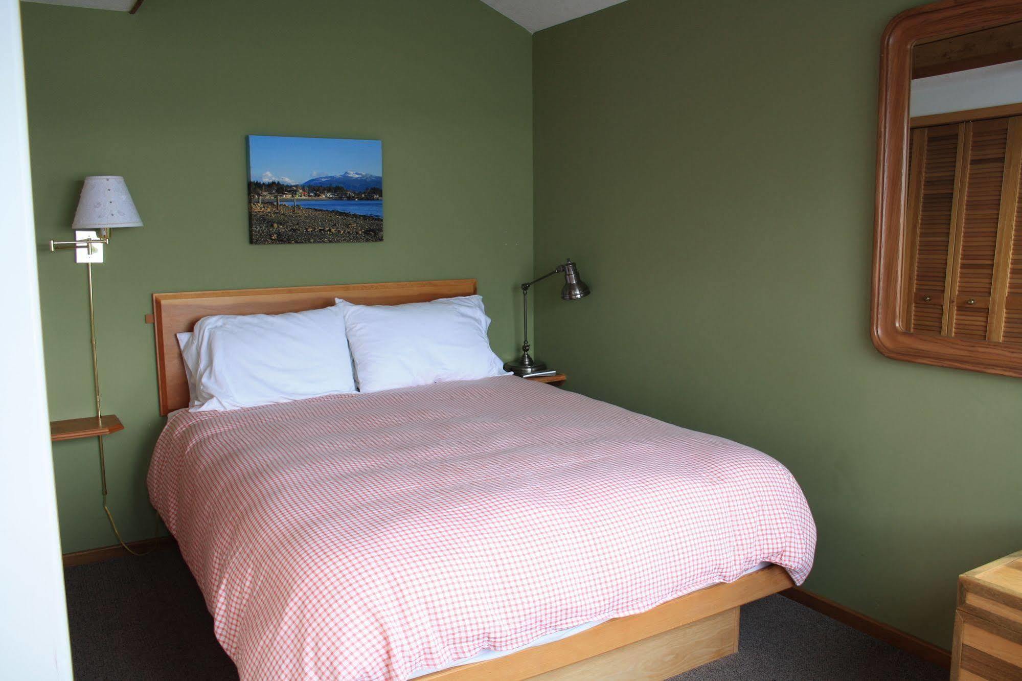 Orca Lodge Sointula Bagian luar foto